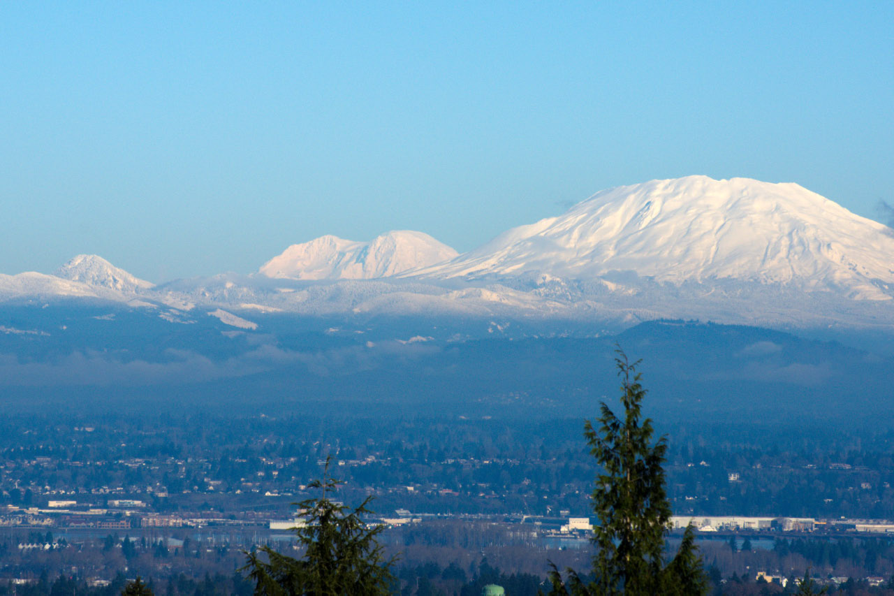 Mt. Baker, Mt. Rainier and Mt. St. Helens from left to right