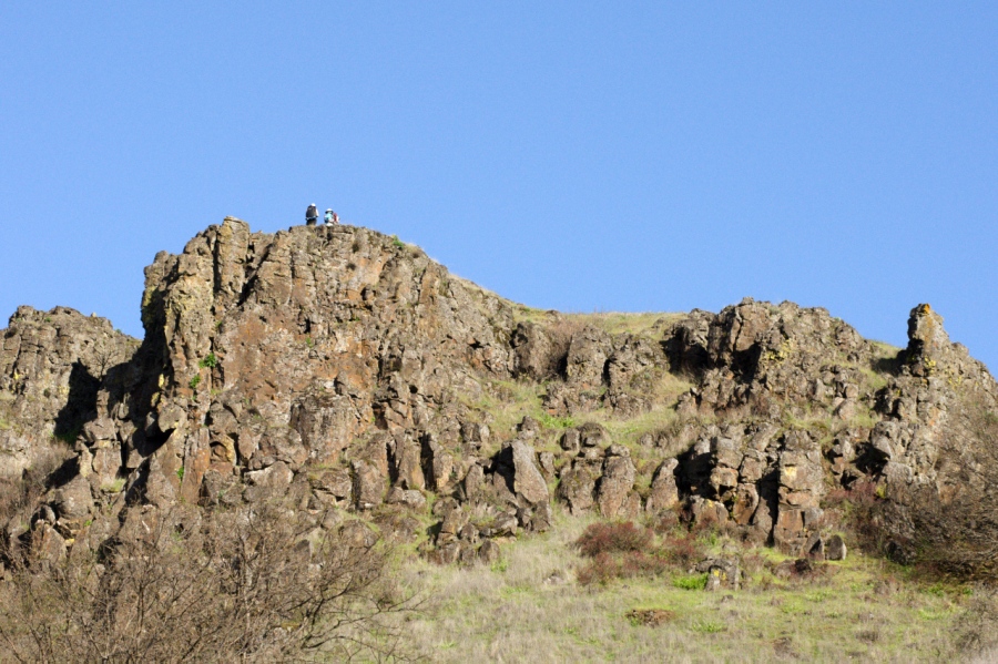 Hikers on top of the cliffs